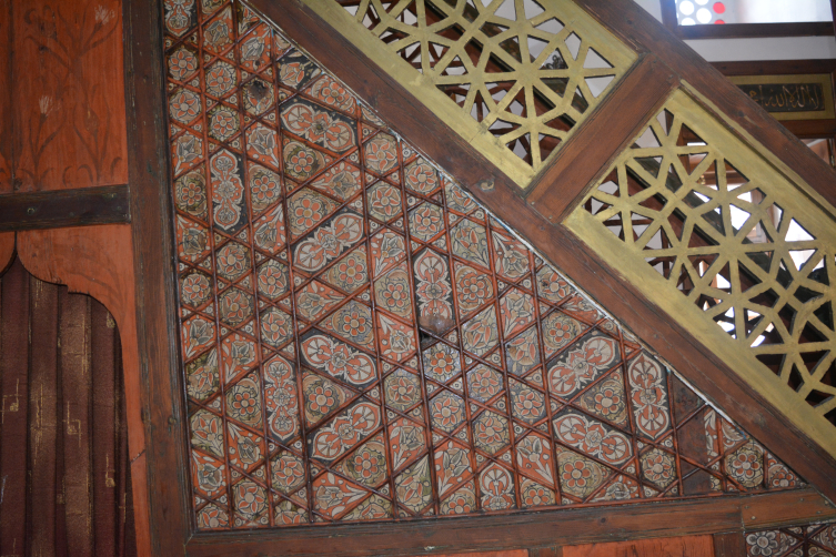 17. Yüzyıl Çift Şerefeli Cami'den Kalem İşi detayları